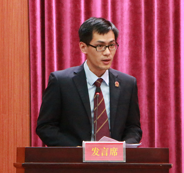 干警代表詹研发言（张茂）.jpg