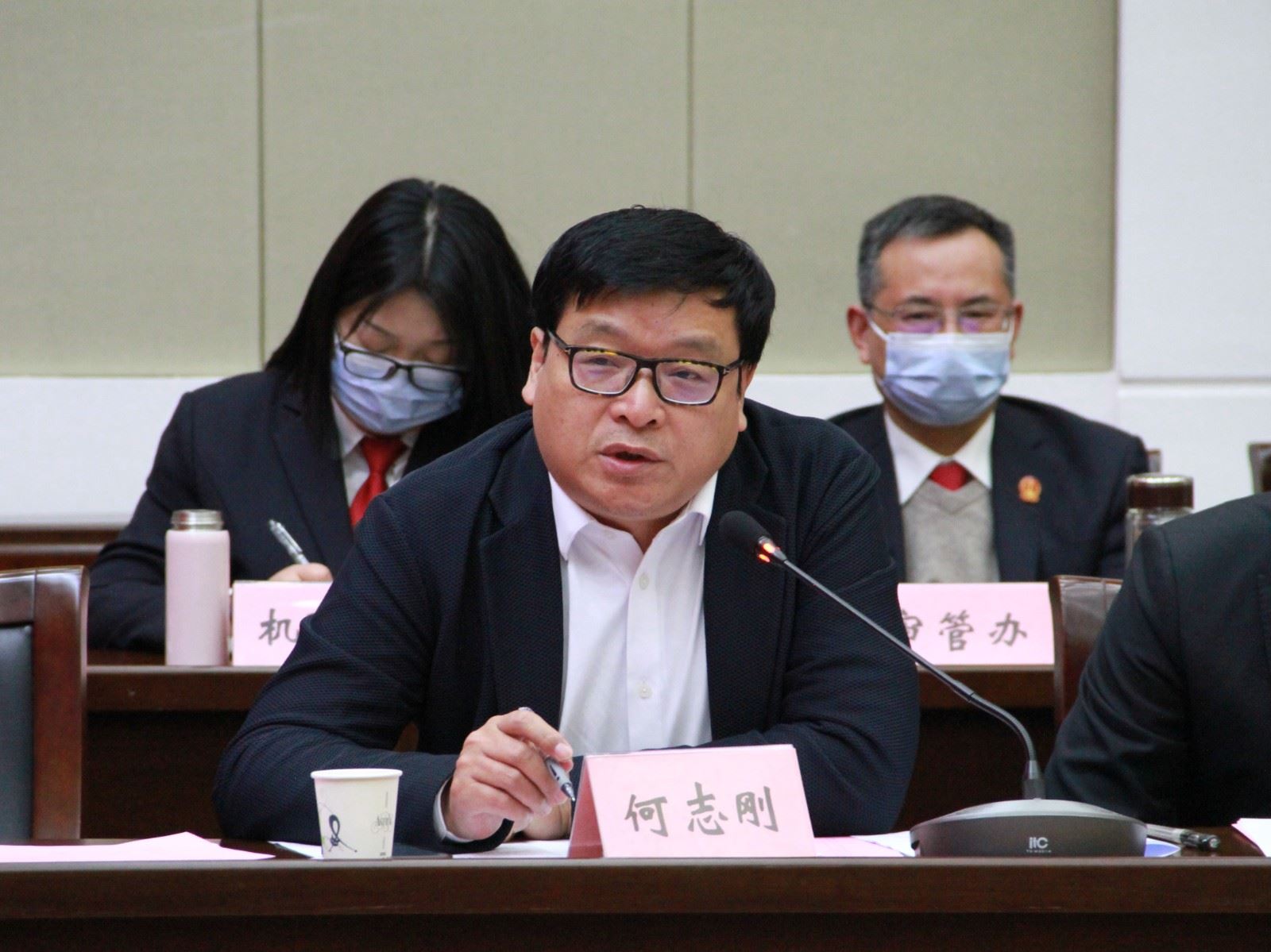 2.潜江市总商会竹根滩镇分会副会长，湖北南章莆中药科技有限公司半夏基地总经理何志刚.jpg
